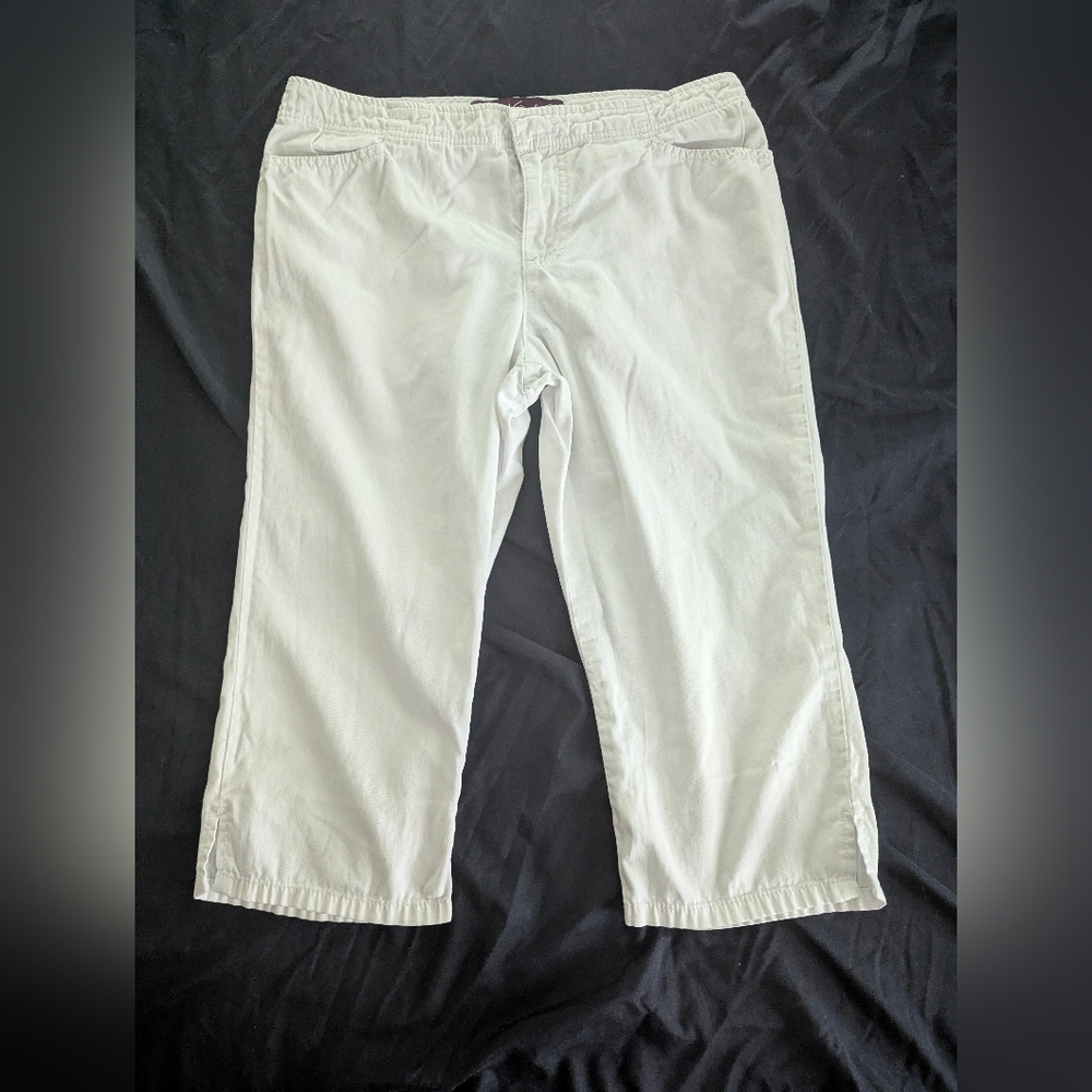 Gloria Vanderbilt Capri Pants